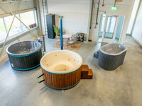 Venta &ndash; Bain nordique chauff&eacute; au bois pour 7&ndash;8 personnes