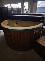 Neris &ndash; Large Wood-Fired Hot Tub for 6&ndash;8 People