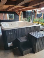 Sartai &ndash; Bain nordique de luxe chauff&eacute; au bois pour 6&ndash;8 personnes