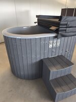 &uuml;ra EL &ndash; Compact Electric Hot Tub for 2 People